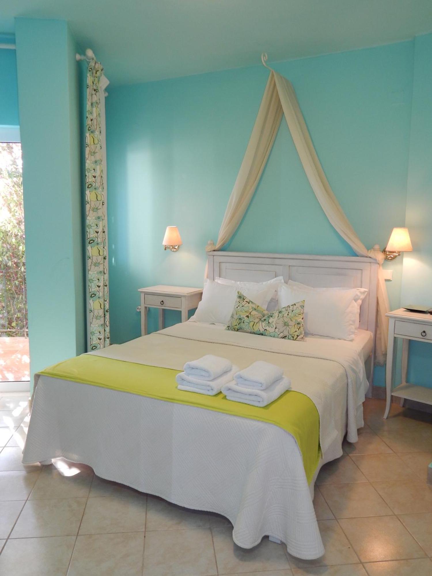 Palmina Mare Villa And Studios 파랄리아 브라초우 외부 사진